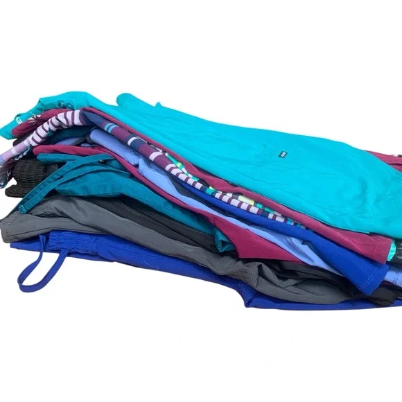 Scrub Sets Bundle - 
Tops: XXS (3) XS (4) and (1) S
Bottoms: (6) Small - Picture 6 of 8